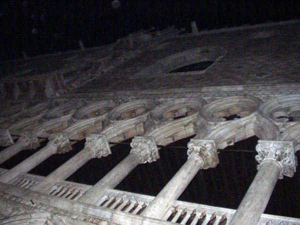 Дворец Дожей ночью   | Венеция _ Биеннале 2004