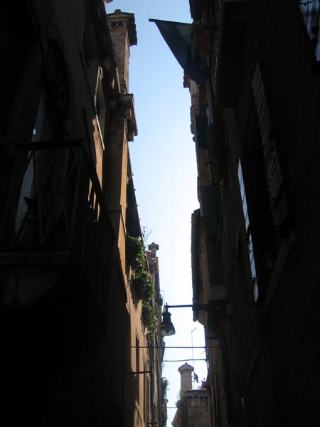 ширина улиц       | Венеция _ Биеннале 2004