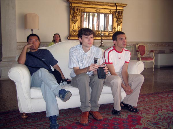 ШтоРаМаг на диване       | Венеция _ Биеннале 2004