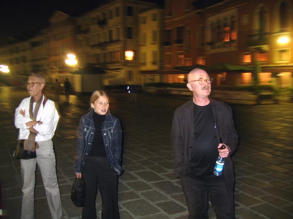 Е. Асс и другие встречающие лица      | Венеция _ Биеннале 2004