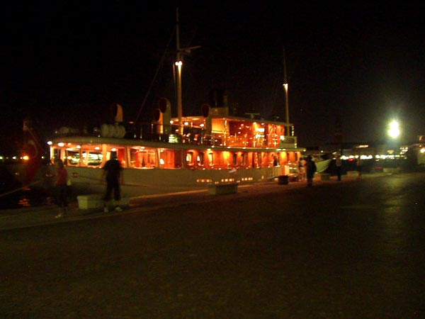 яхта      | Венеция _ Биеннале 2004