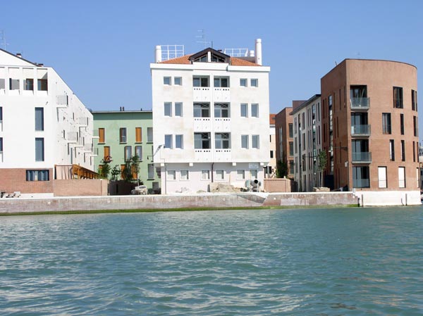 немножко современной архитектуры       | Венеция _ Биеннале 2004
